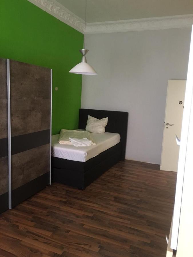Zimmer Im Dachgeschoss Kaiserslautern Luaran gambar