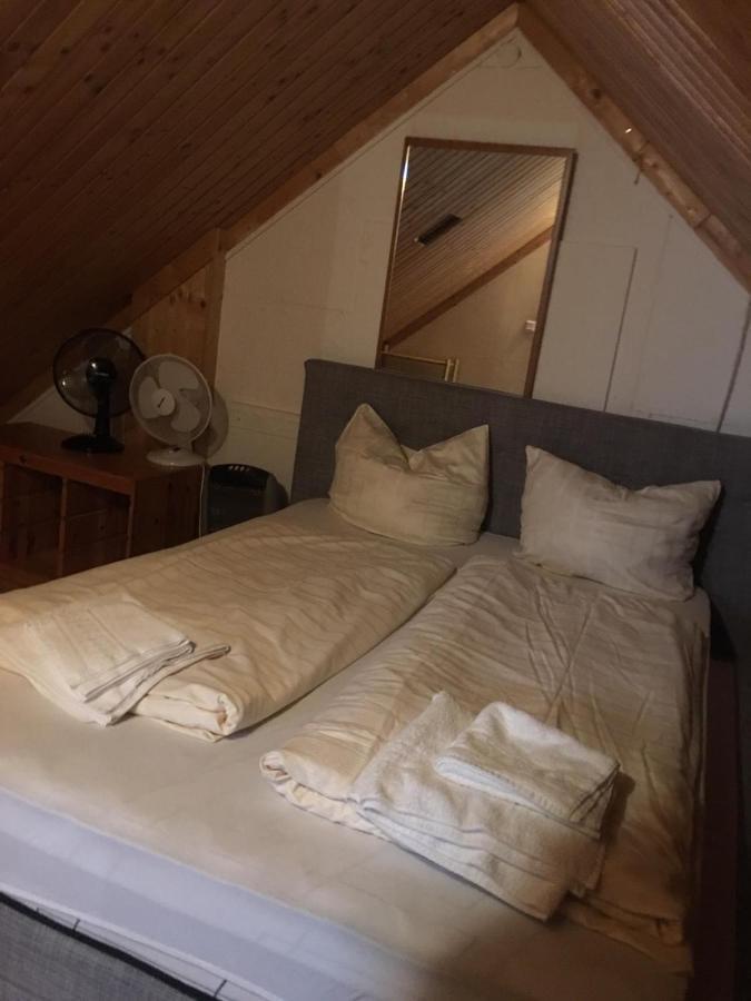 Zimmer Im Dachgeschoss Kaiserslautern Luaran gambar